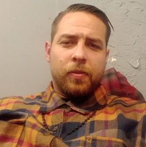 Meet your Posher, Zac